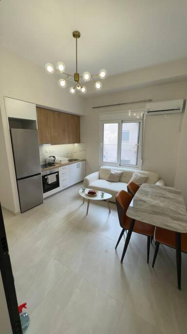 New Center Apartment Near Metro Athens Ngoại thất bức ảnh