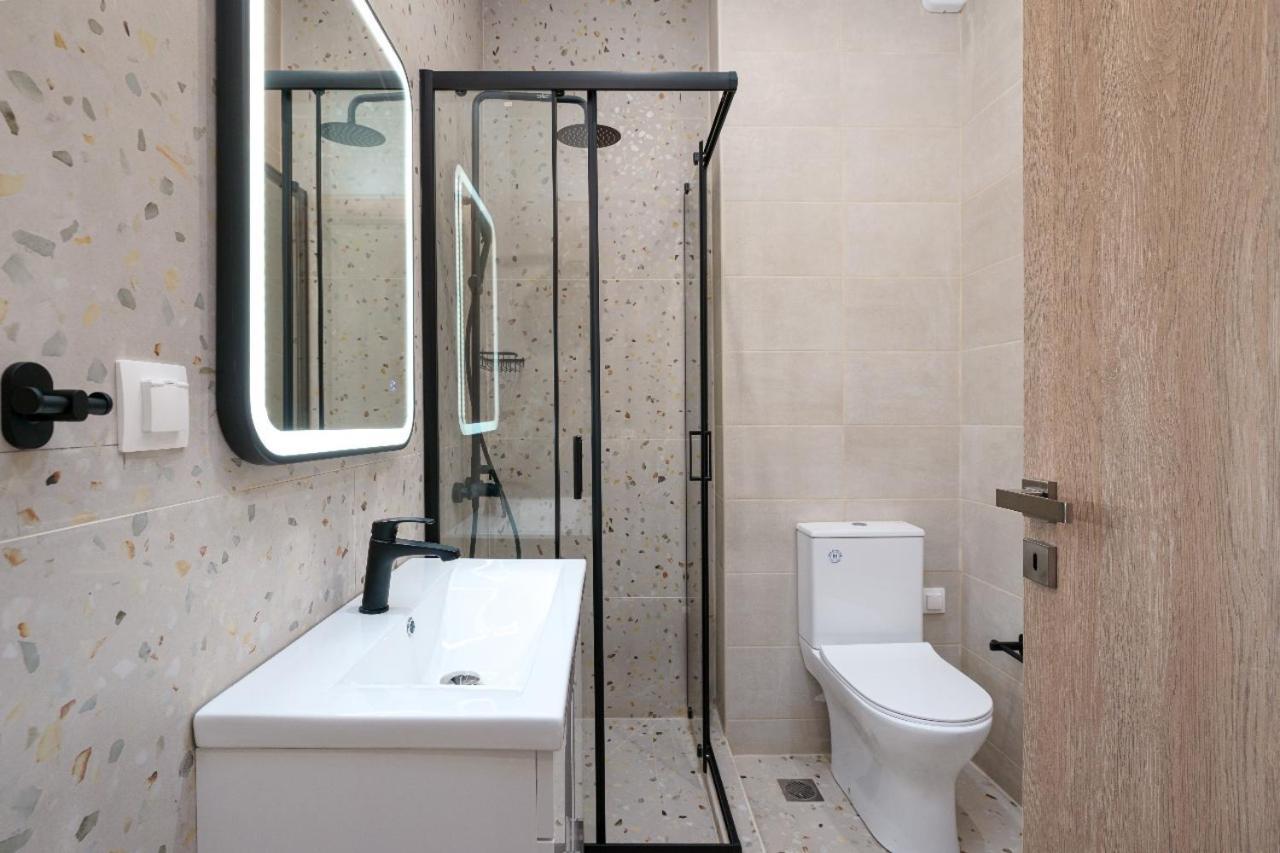 New Center Apartment Near Metro Athens Ngoại thất bức ảnh
