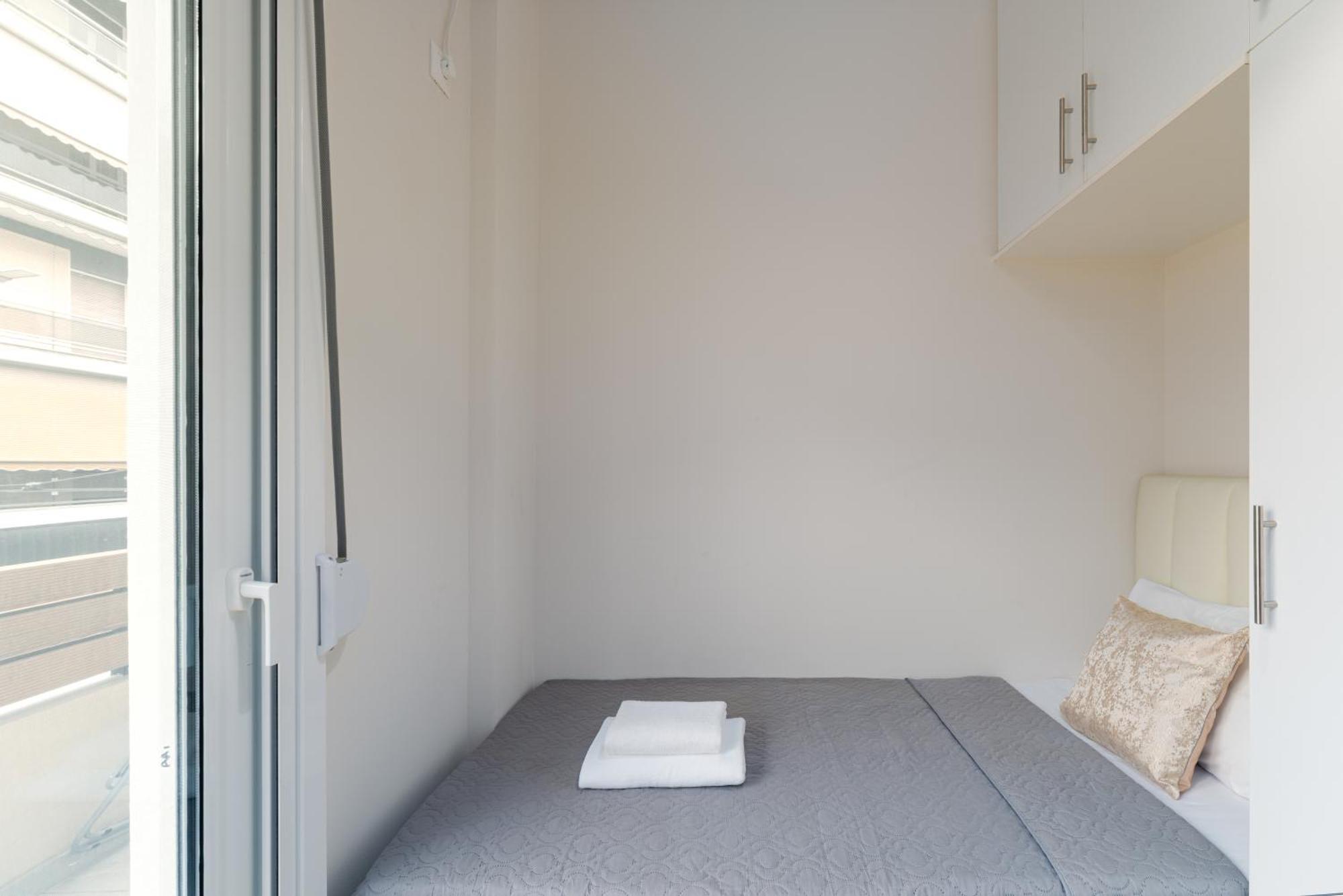 New Center Apartment Near Metro Athens Ngoại thất bức ảnh